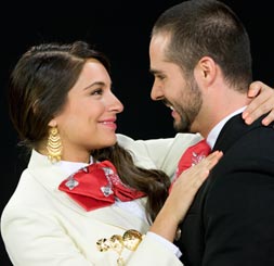 Que Bonito Amor: Ana Brenda Contreras y Jose Ron