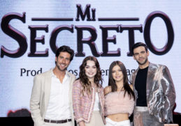 Macarena García, Isidora Vives, Diego Klein y Andrés Baida protagonizán 'Mi Secreto'.